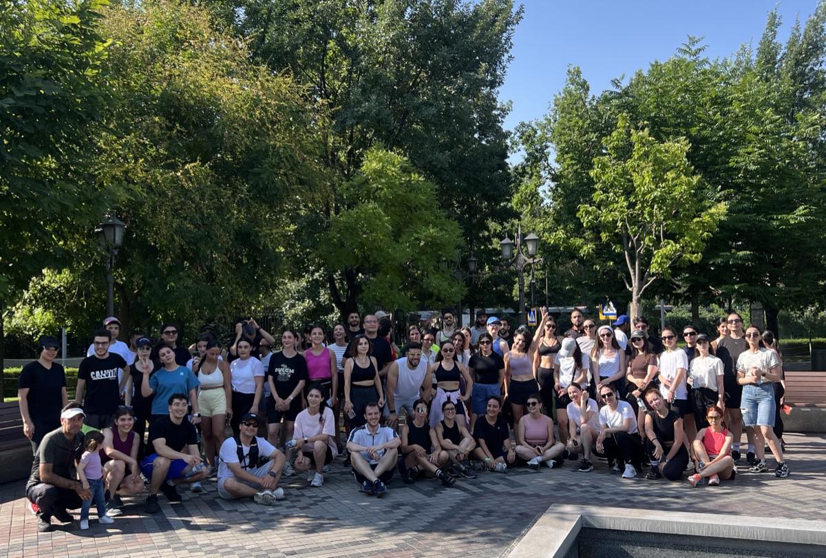 Run & Brunch community members together after a run